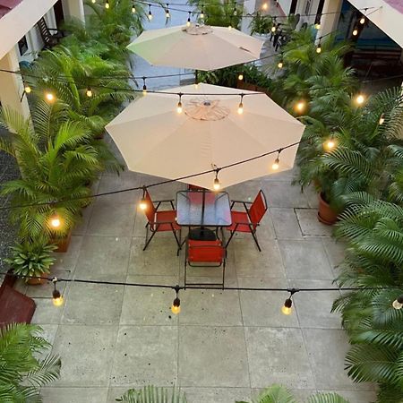 Hotel El Reformador Puerto Barrios Ngoại thất bức ảnh