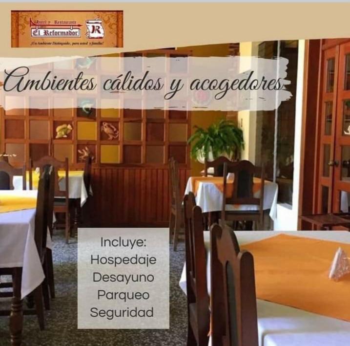 Hotel El Reformador Puerto Barrios Ngoại thất bức ảnh